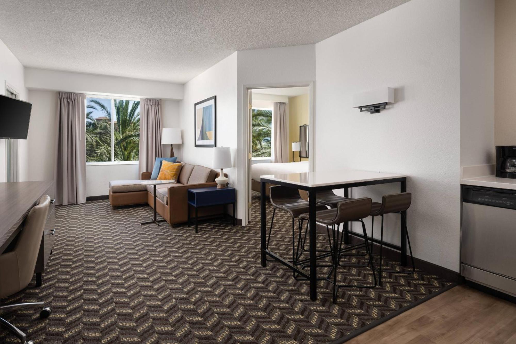 Residence Inn By Marriott Anaheim Resort Area/Гарден Гров Экстерьер фото