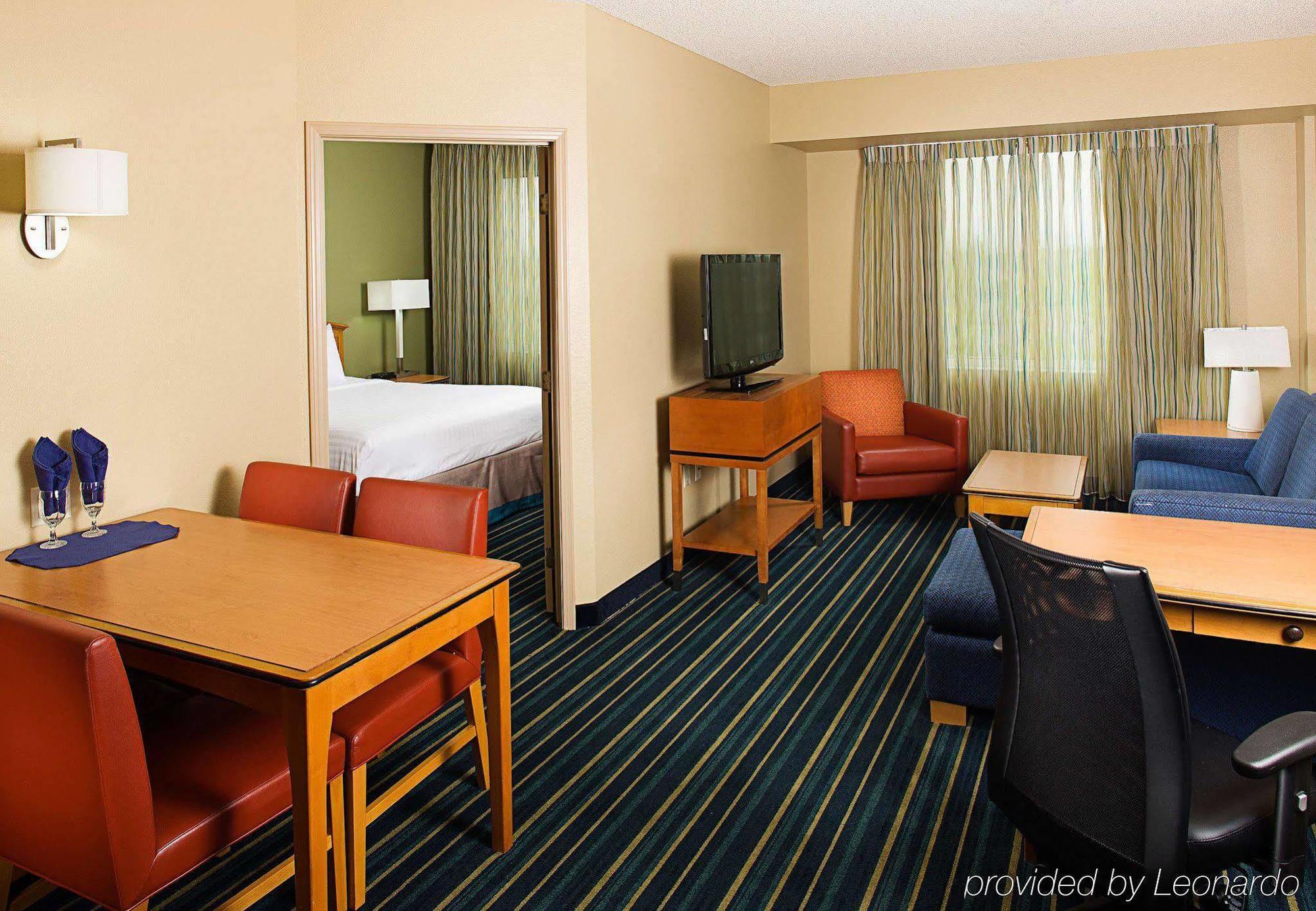 Residence Inn By Marriott Anaheim Resort Area/Гарден Гров Экстерьер фото